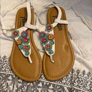 Austin Trading Co Floral Girls Kids Sandals size 2